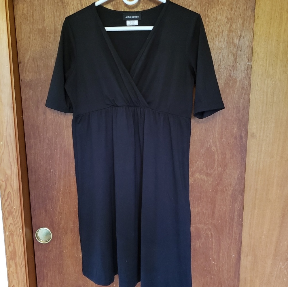 Maternity & Nursing Dress